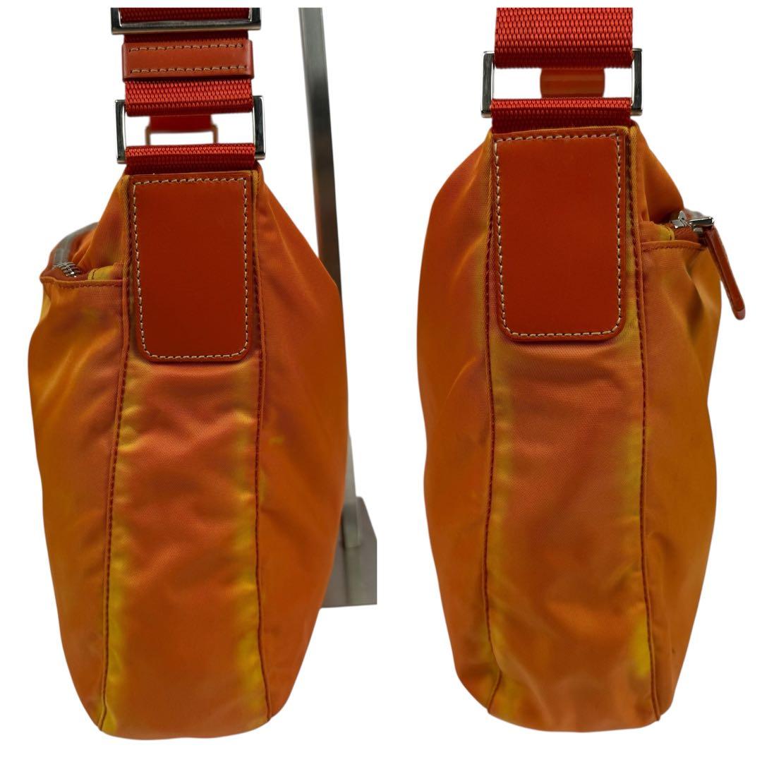 バッグ 00s PRADA Vela Sport Shoulder Bag Orange
