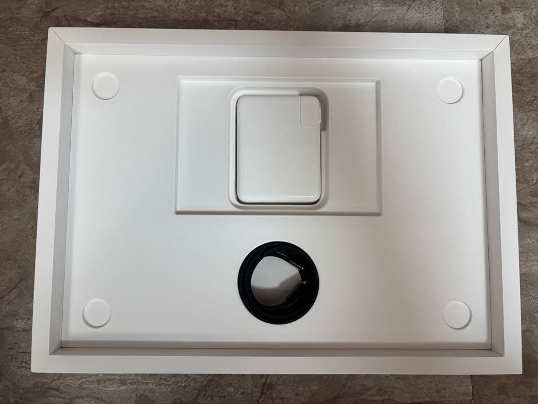 【美品】MacBook Pro M3 36GB 1TB 16インチ