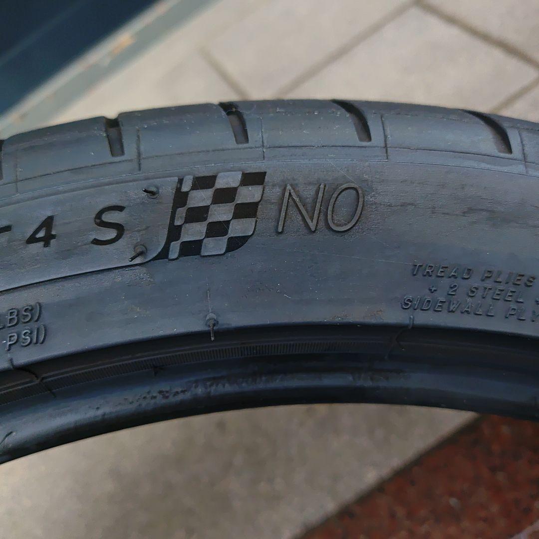 タイヤ・ホイール MICHELIN PILOT SPORT 4 S 265/35ZR20