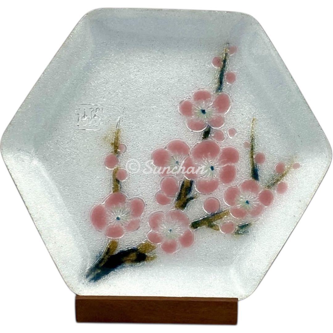 【未使用品】 尚美堂 七宝焼 六角皿五枚セット 専用箱 専用台付 松竹梅 銘々皿