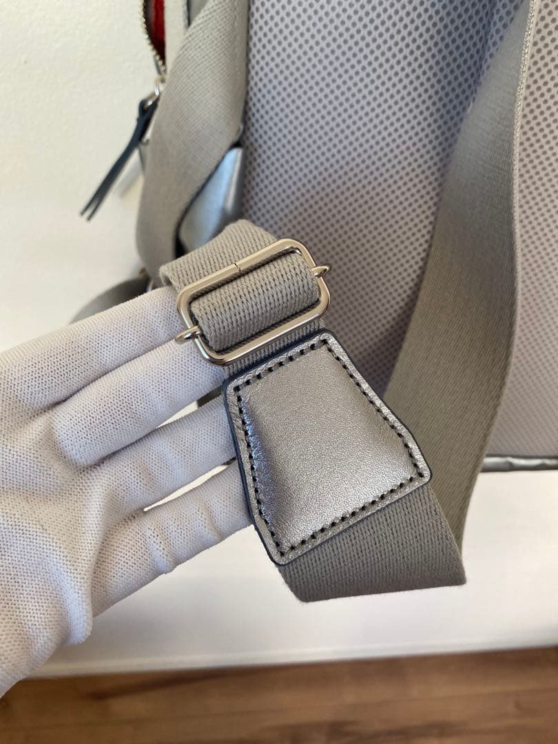 ヴィヴィアンウエストウッド　シルバーリュック