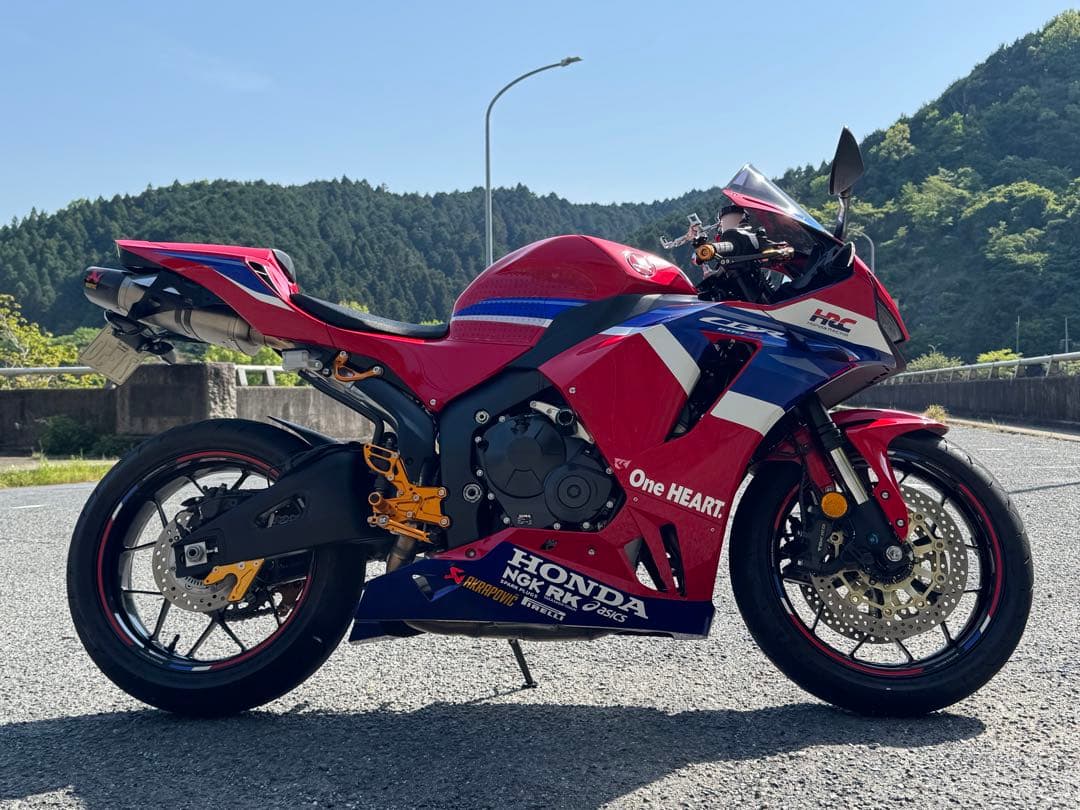 値下げ！HONDA CBR600RR 純正アンダーカウル WSBKラッピング仕様
