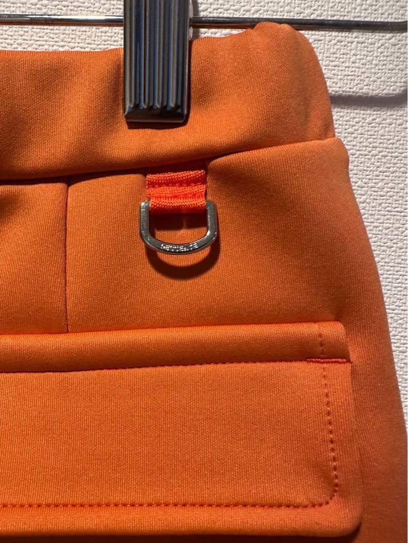 【新品未使用】DESCENTE オレンジスカート