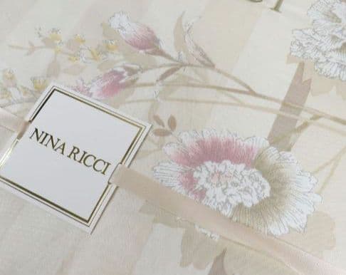 ◎新品 ニナリッチ 真わた肌掛けふとん シルク綿入り✨️絹✨️真綿布団✨️日本製