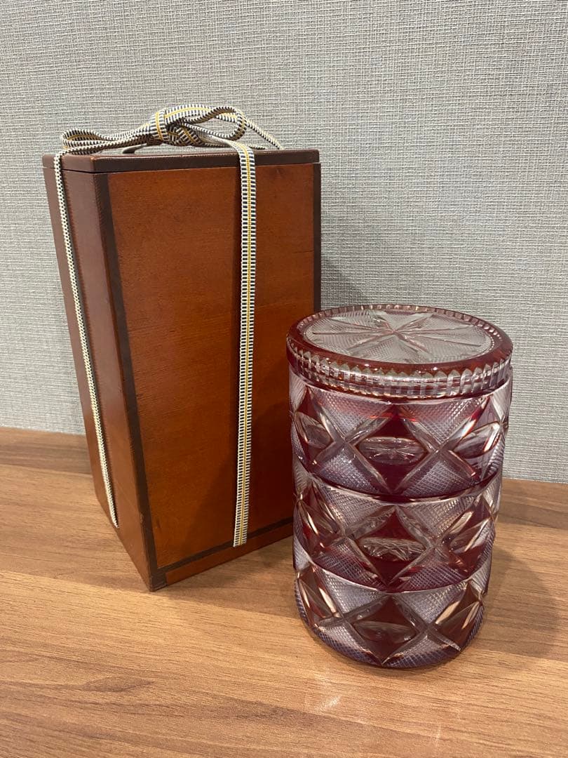 切子　蓋物　三段重　木箱付き
