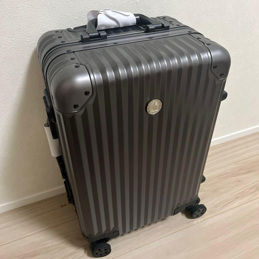 メルセデス・ベンツ AMG オリジナルスーツケース 33L 非売品 新品未使用