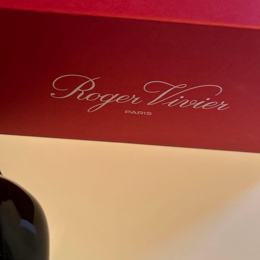 roger vlvier エナメルヒール