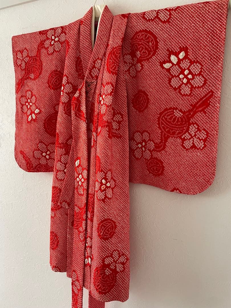 美品　七五三　3歳　正絹総絞りのお着物セット　正絹白地のちりめん被布　手毬