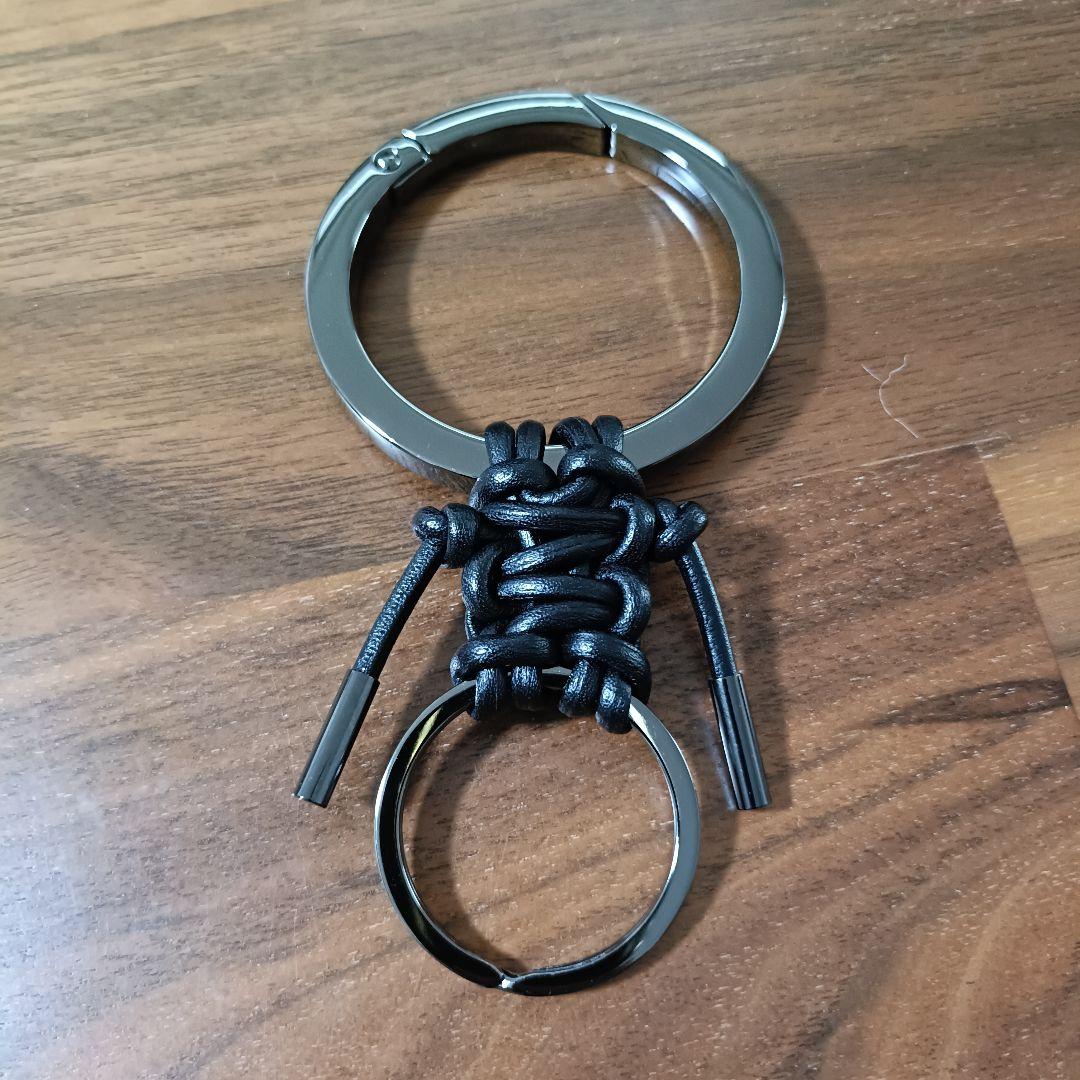 ITTI　イッチ 入手困難　新品　ブラックコレクション　チャーム　キーリング