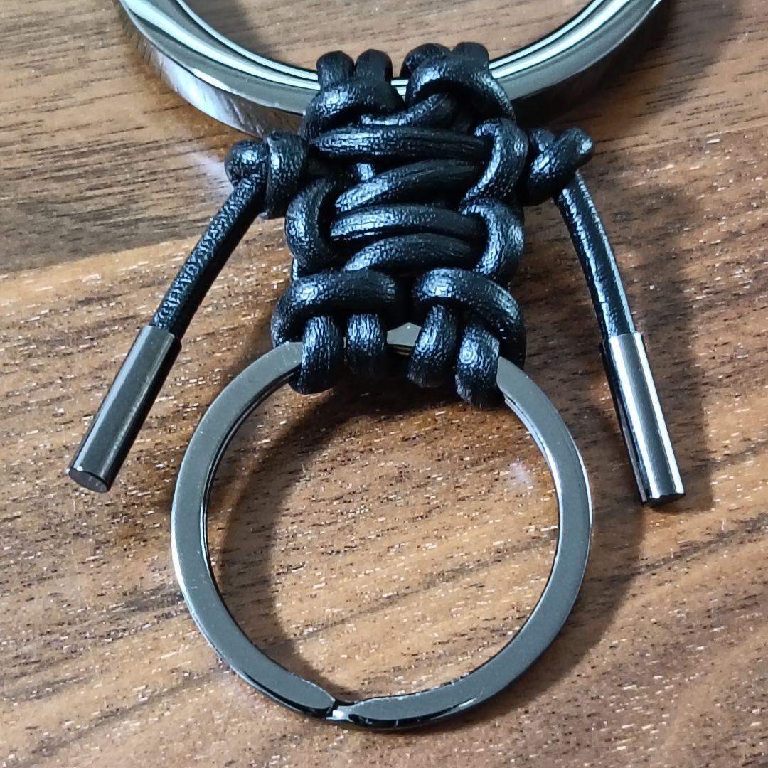 ITTI　イッチ 入手困難　新品　ブラックコレクション　チャーム　キーリング