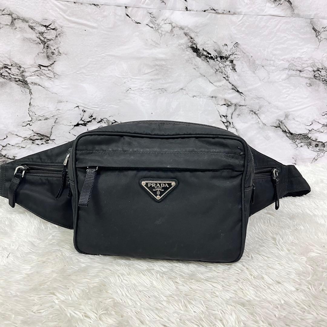 PRADA ブラック ボディバッグ ウエストポーチ