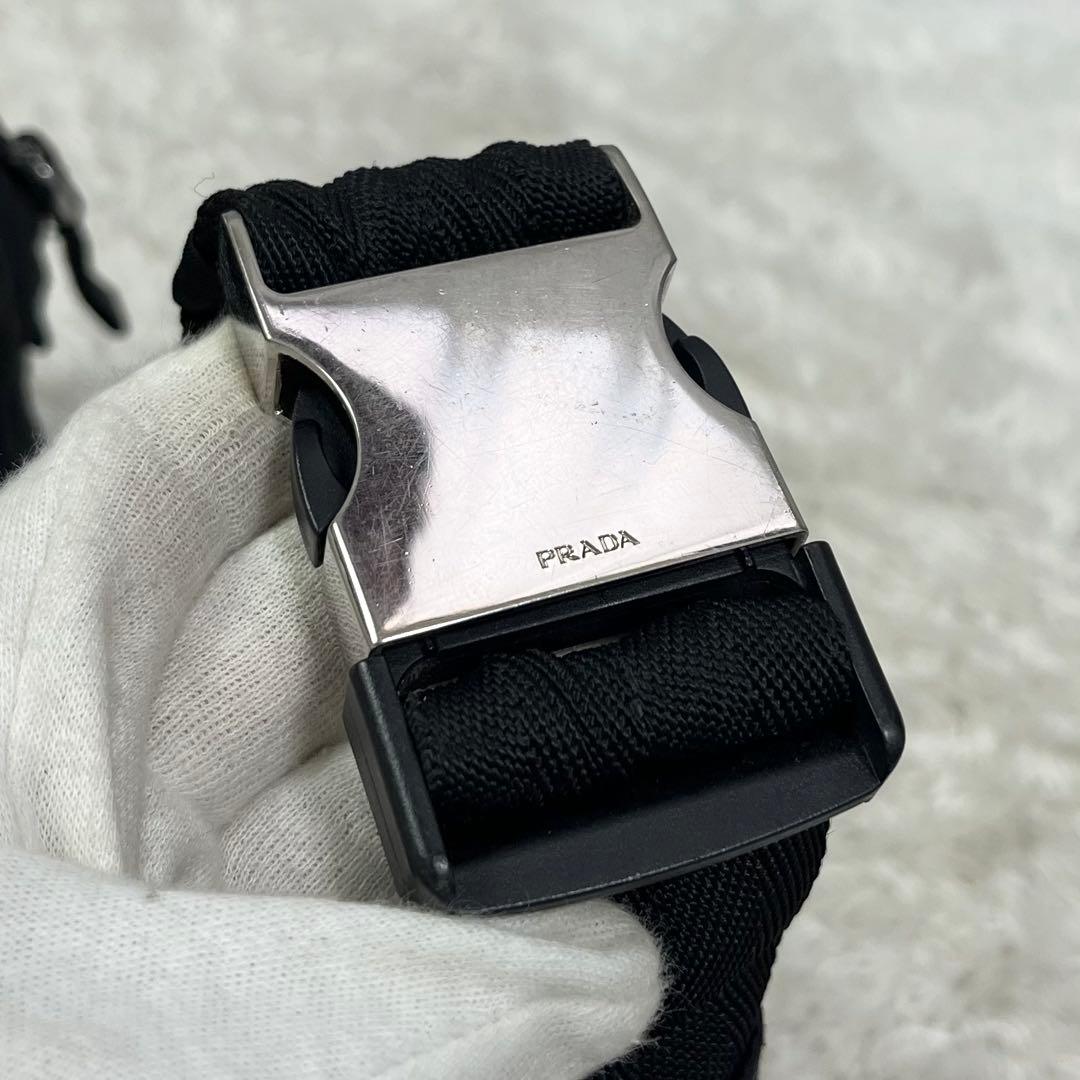 PRADA ブラック ボディバッグ ウエストポーチ