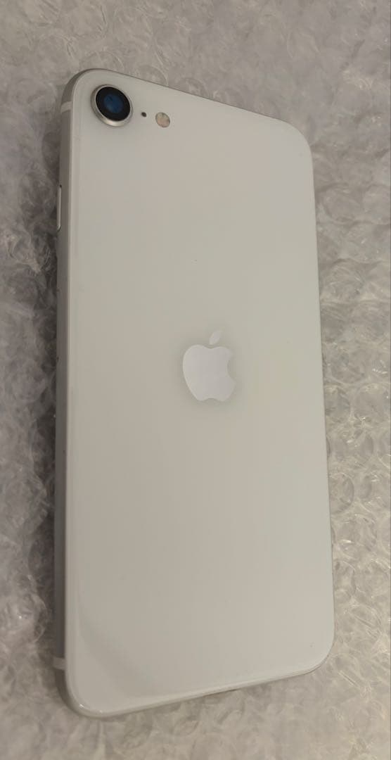 Apple iPhone SE 第2世代　64GB　スマホ　本体　SIMフリー