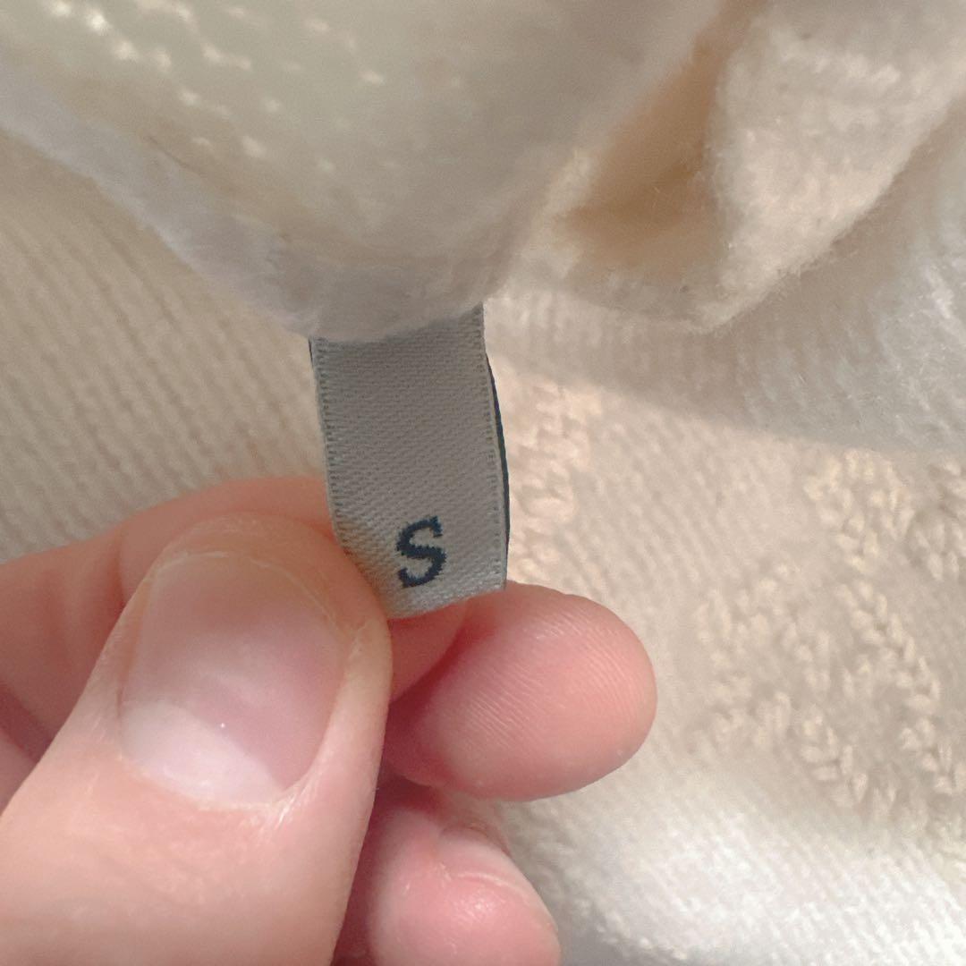 MONCLER モンクレール ニット ショート丈 カシミヤ ワッペン S