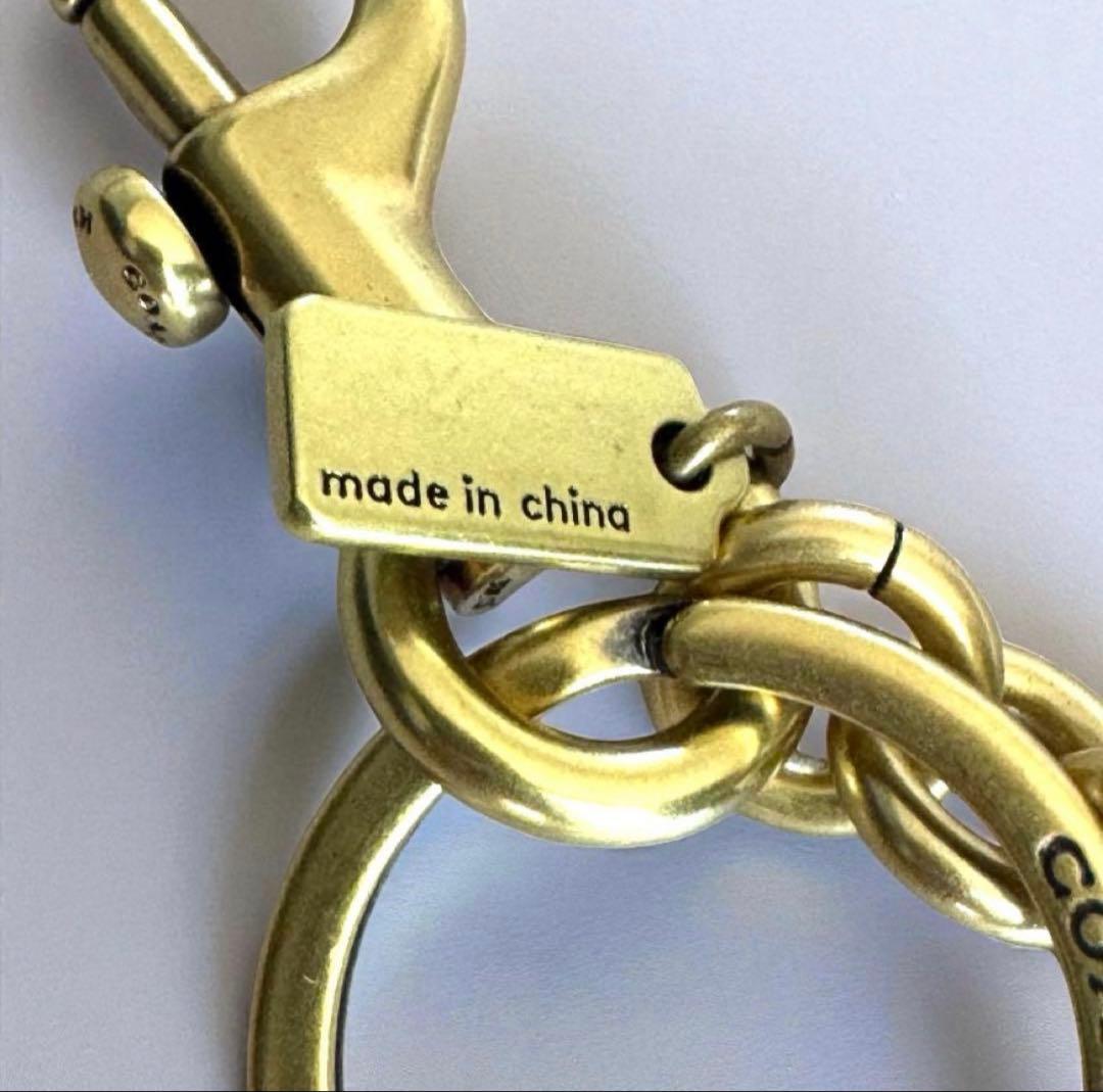 レア✨ COACH りんごモチーフ チャーム キーホルダー ゴールド