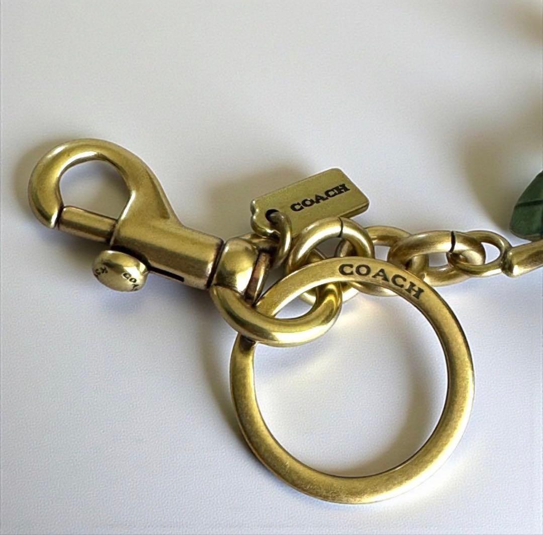 レア✨ COACH りんごモチーフ チャーム キーホルダー ゴールド