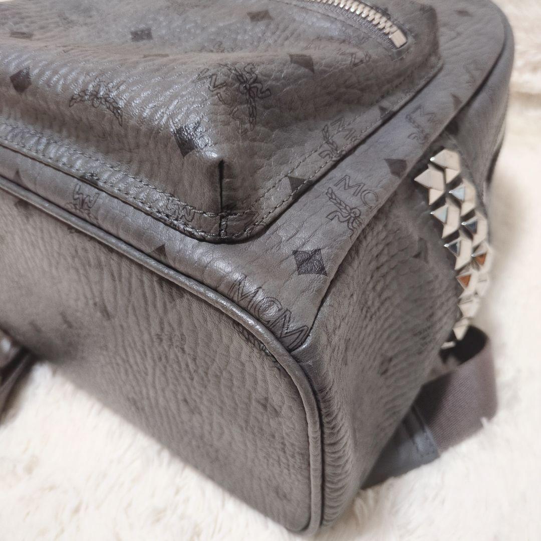 【あ】MCM リュックサック ヴィセトス スタッズ レザー グレー 地雷系
