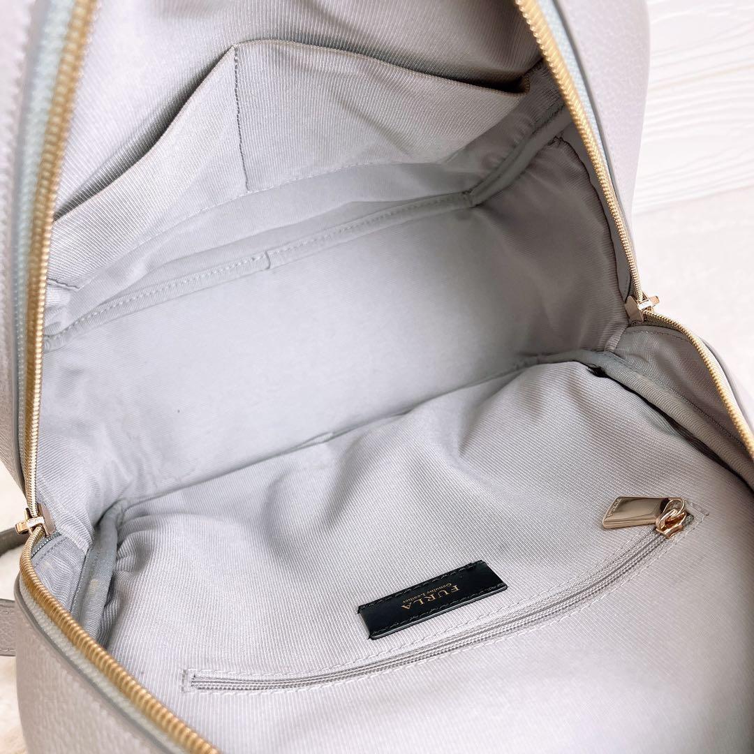 美品☆FURLAフルラ リュック バックパック レザー グレー