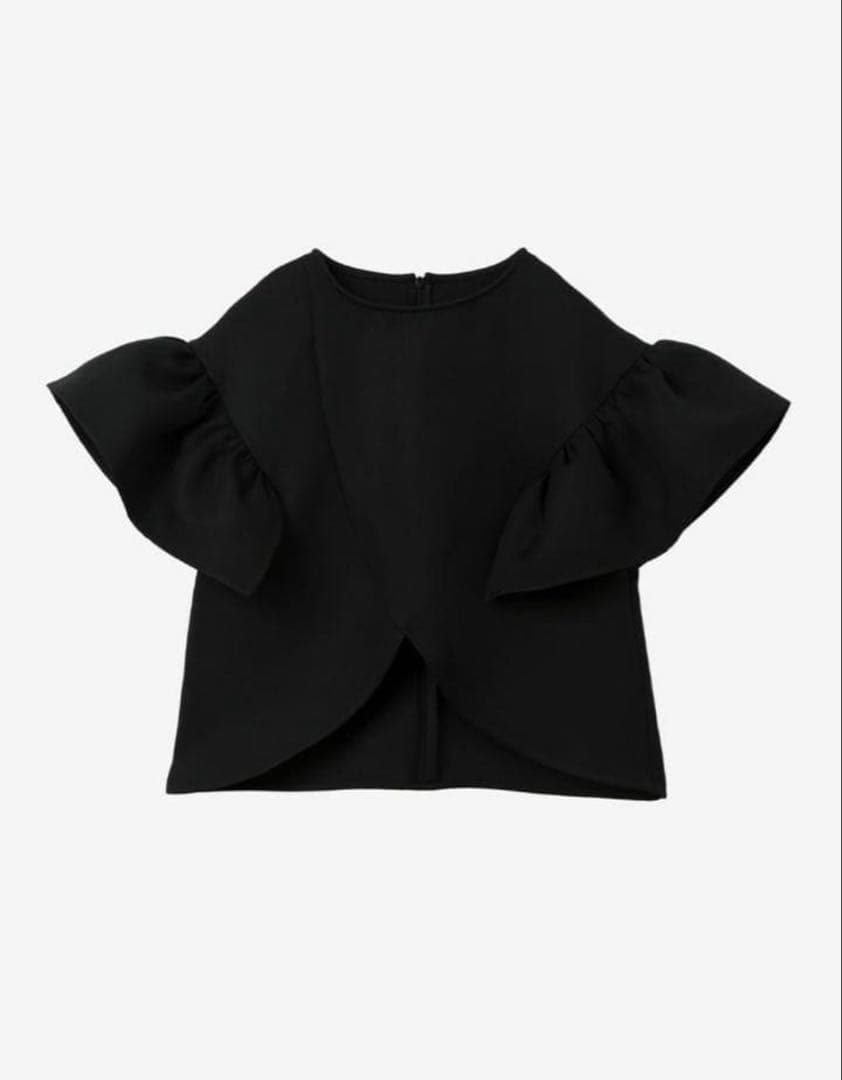 ほぼ新品　メゾンドドルチェmaison de Dolce. フィオーレトップス