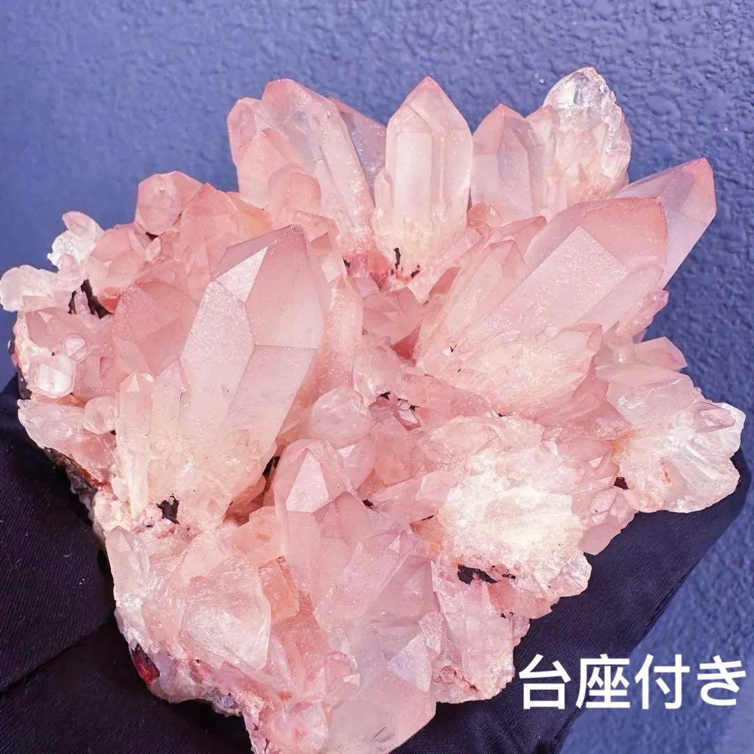 爆アレ❗️可愛いピンク♡超綺麗マダガスカル産パイナップルピンククラスターA1463