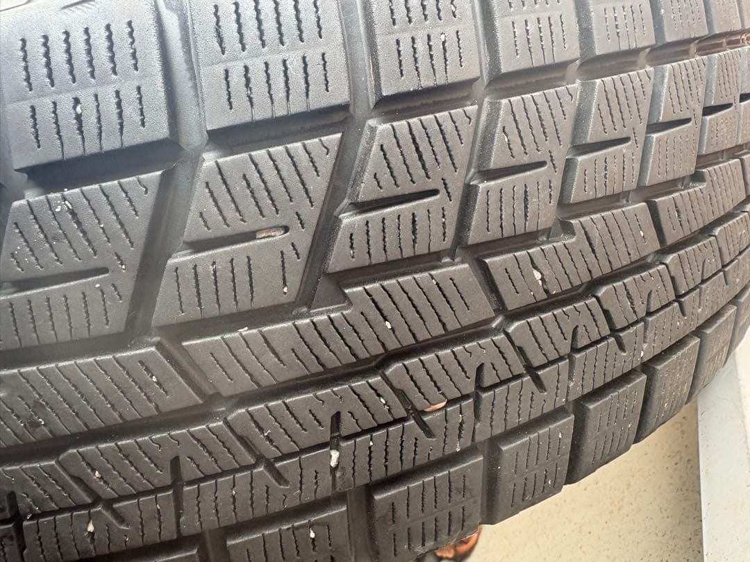 e*r様 195/65R15スタッドレス&15インチアルミホイール4本セット