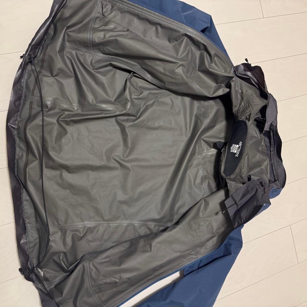 ARC'TERYX BETA SL マウンテンパーカー ネイビー　Mサイズ