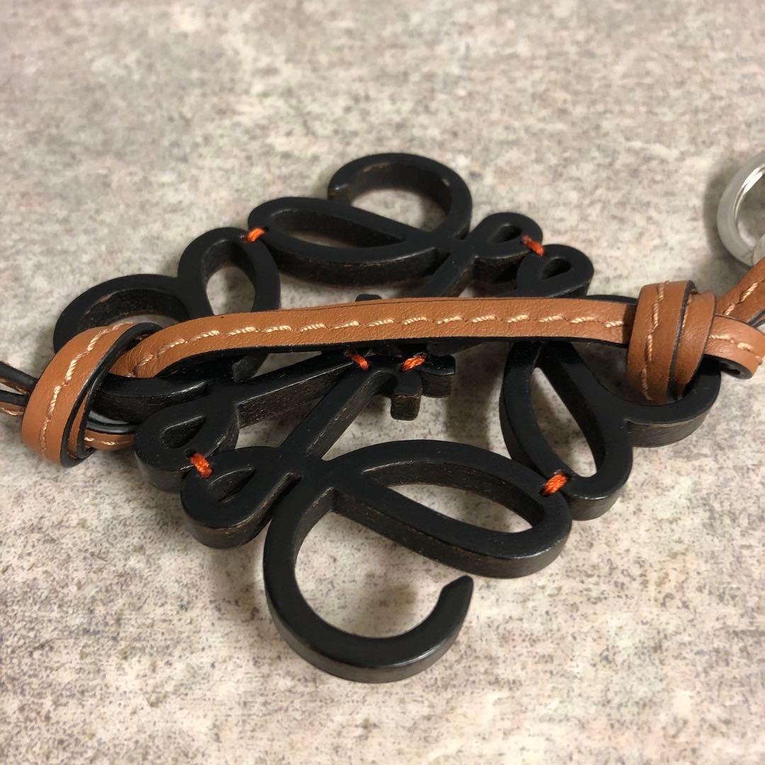 フォロー割■LOEWEロエベアナグラムチャーム スラップキーリング キーホルダー