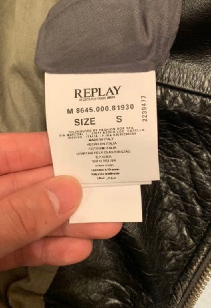 スタッズ付きブラックレザーライダースジャケット パンク グランジ