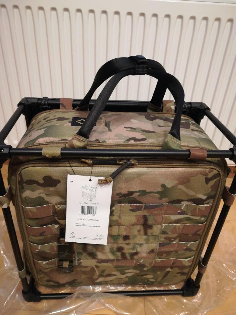 ヘリノックス迷彩柄 折りたたみ式アウトドアテーブル