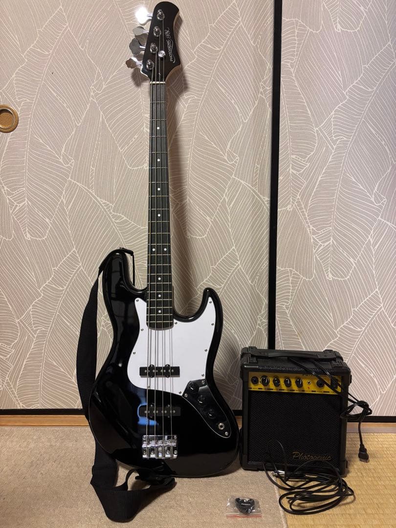 エレキギター＋スタンド＋ストラップ＋ピック付き＋アンプ