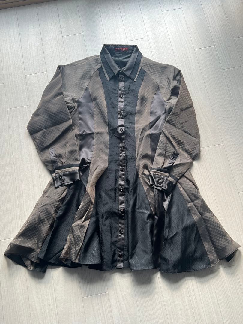 hazama 幾星霜のロングシャツ　Lサイズ