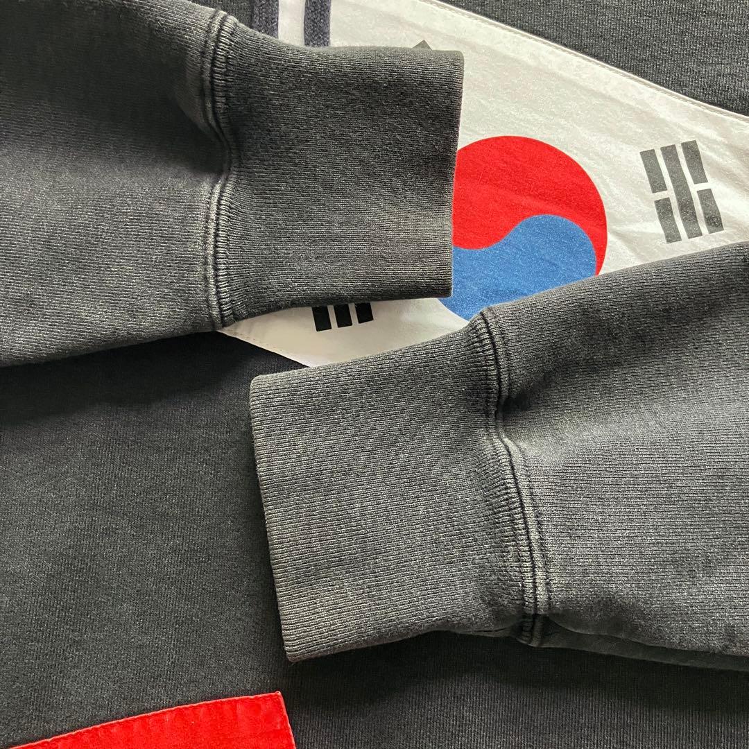 【美品】Supreme パーカー 国旗プリント ブラック 黒 Mサイズ カナダ製