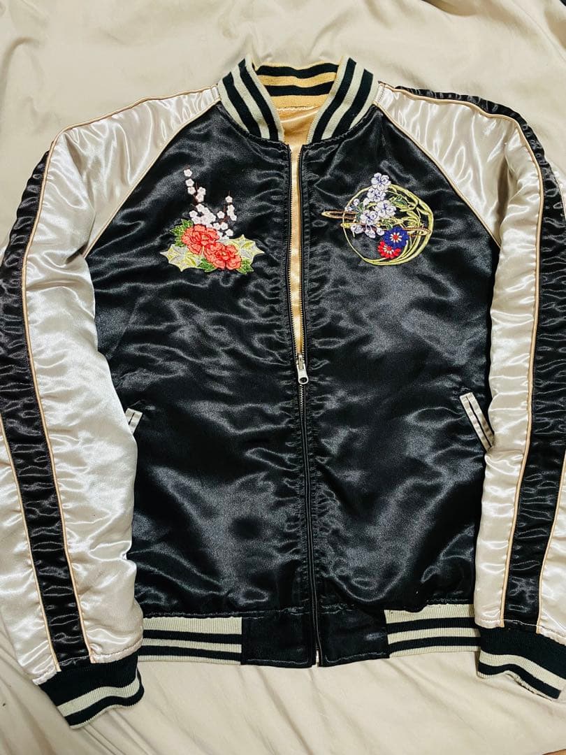 絡繰魂 ２面用 スカジャン 日本限定 芸者 サテン unisex