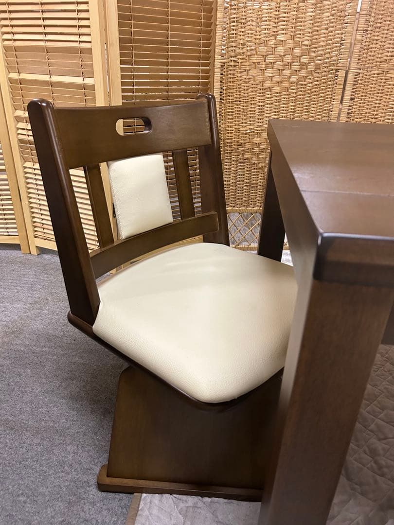 85㎝　正方形　ハイタイプこたつ机　こたつ布団セット　リズム柄