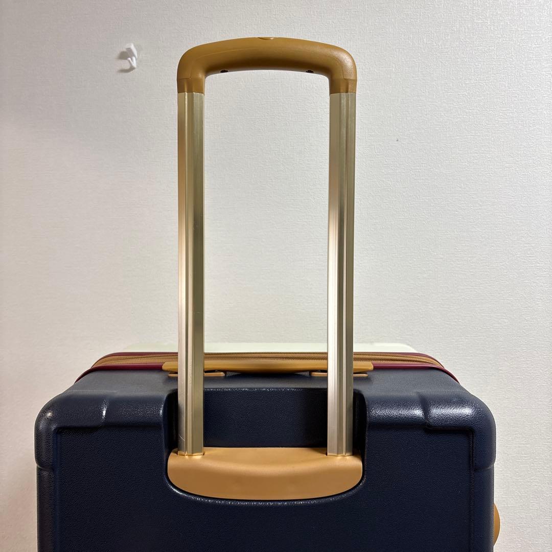 moz(モズ)キャリーケース　スーツケース 北欧　69-76L ファミリー