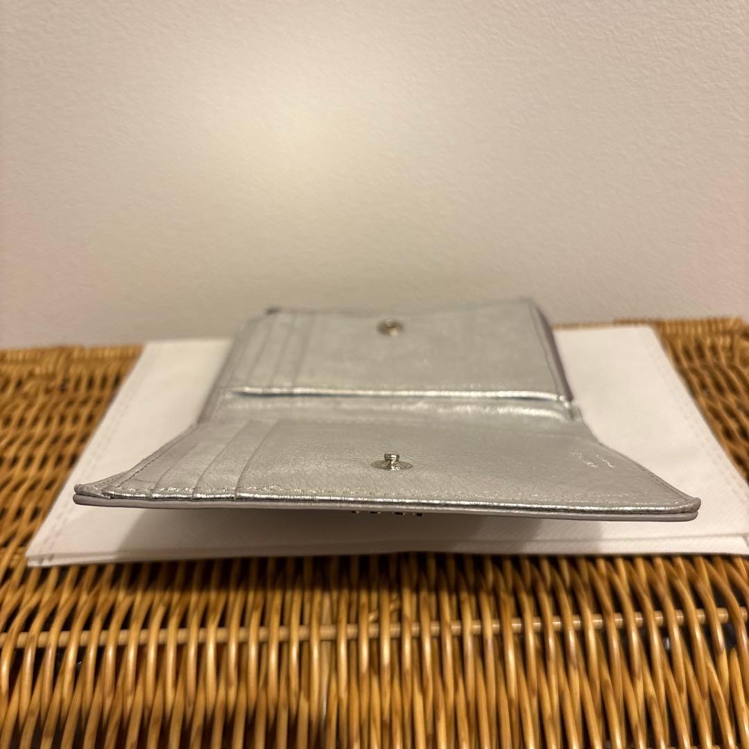 russet ラシット　ミニモノグラムプレートハーフウォレット　シルバー