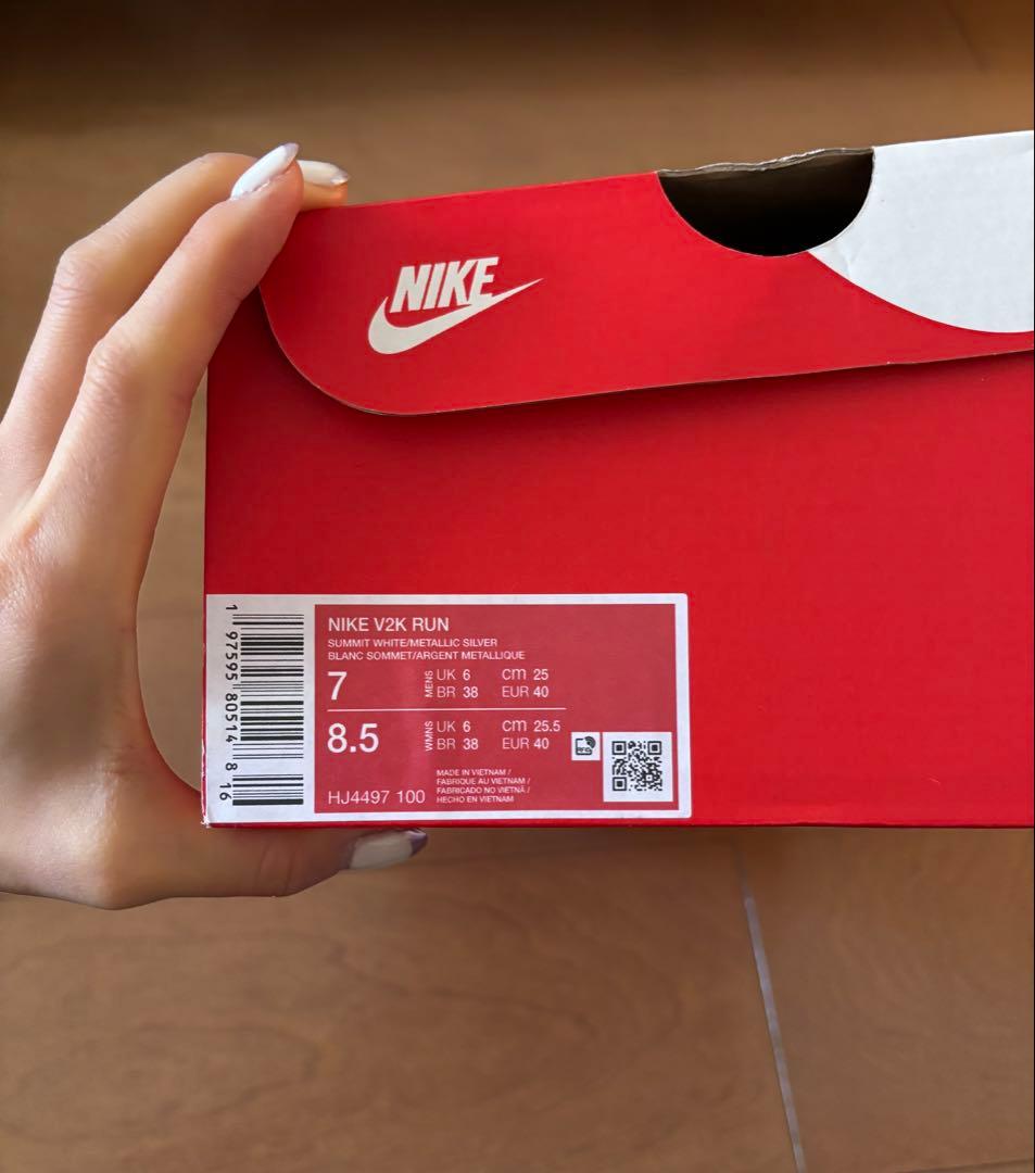 【新品箱付き】NIKE V2K RUN サミットホワイト シルバー 25cm