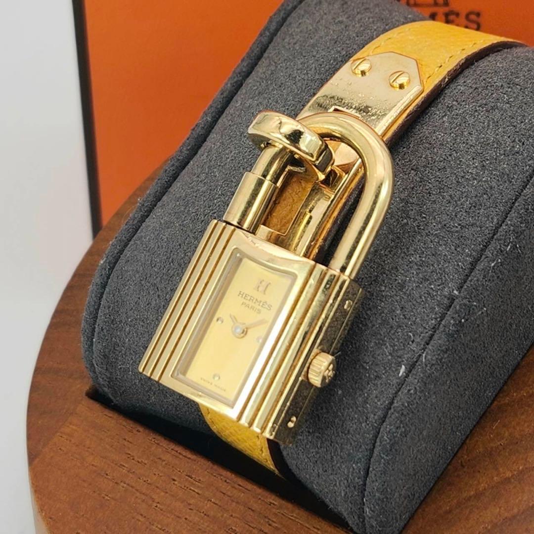 HERMES 　ケリーウォッチ　金文字盤　レディース　カデナ　クォーツ　付属品有
