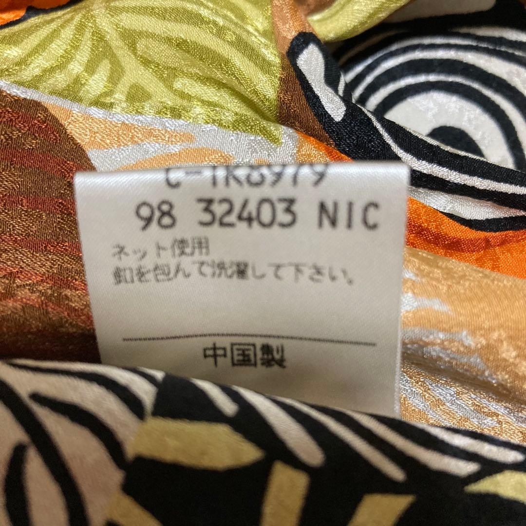 シルク100% ルイフェロー トレンチコート 裏地総柄 ベルト Aライン 黒 9