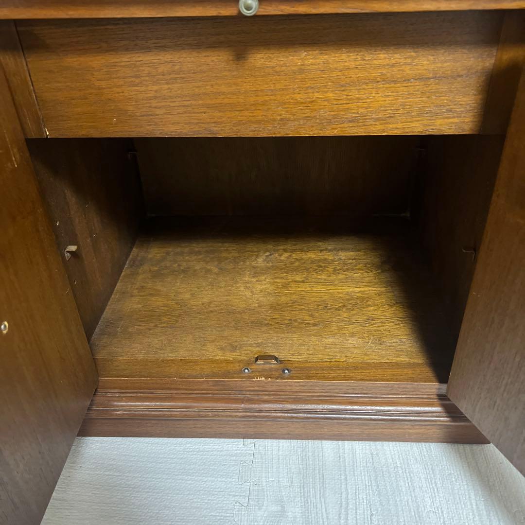 クラシック木製キャビネット 引き出し付き　アンティーク