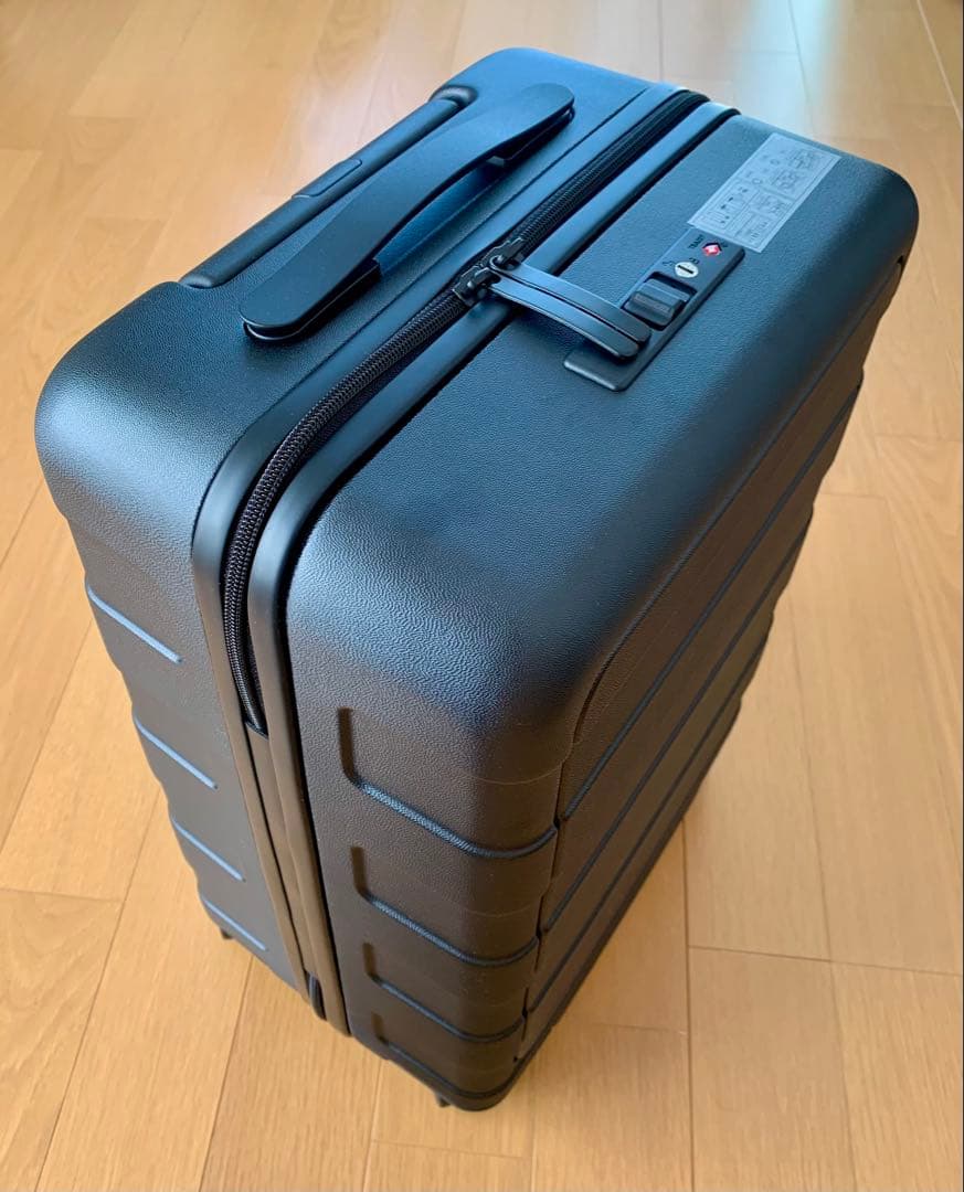 新品未使用　無印良品　フロントオープンキャリーケース（３２Ｌ）　2年間保証付き