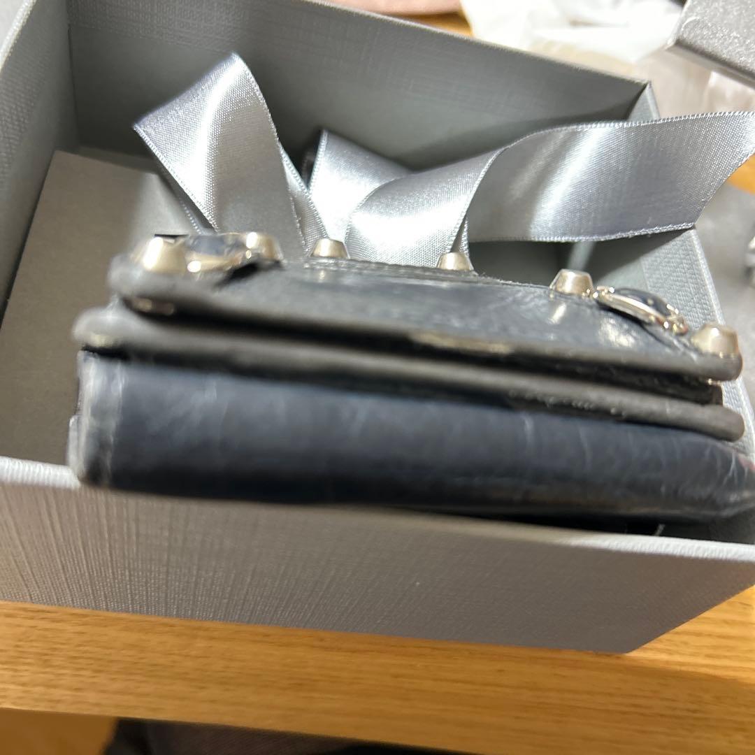 ショッパー ボックス付き BALENCIAGA レザー 三つ折り財布