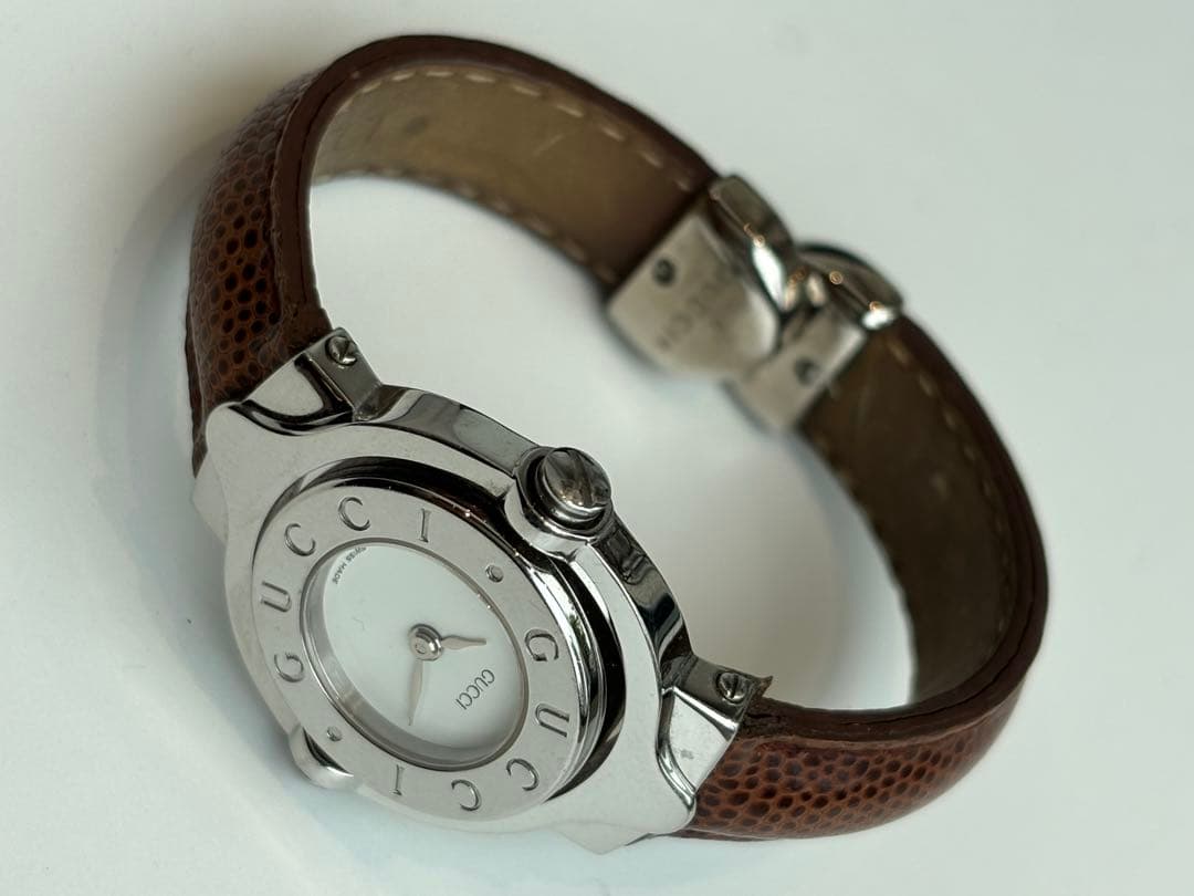 GUCCI ブラウンレザー 時計