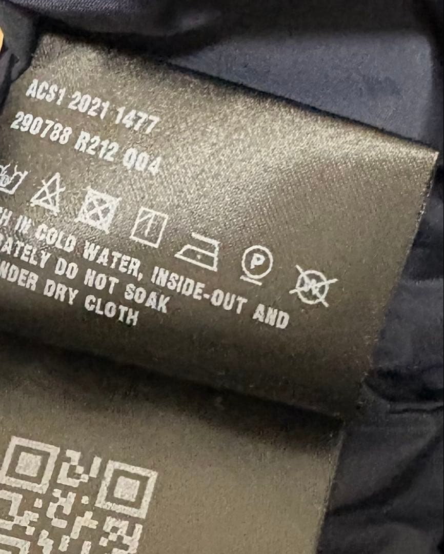 ま*ー様 美品　プラダPRADA ナイロン ジャケット ロング コート　三角ロゴ