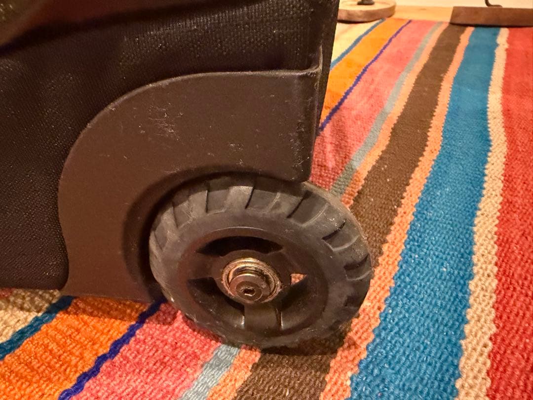 Patagoniaブラックホール·ウィールド·ダッフル １００ＬBLK