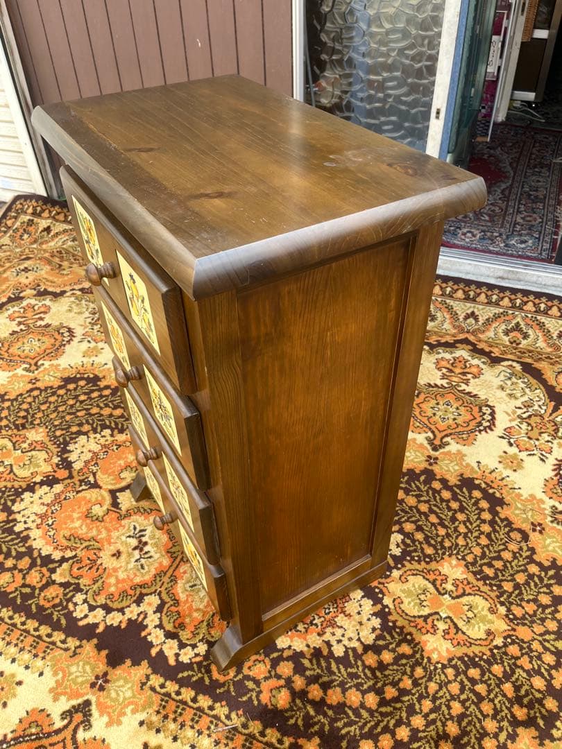 北欧 昭和レトロ 花柄タイル 木製チェスト 4段 箪笥 カントリー アンティーク