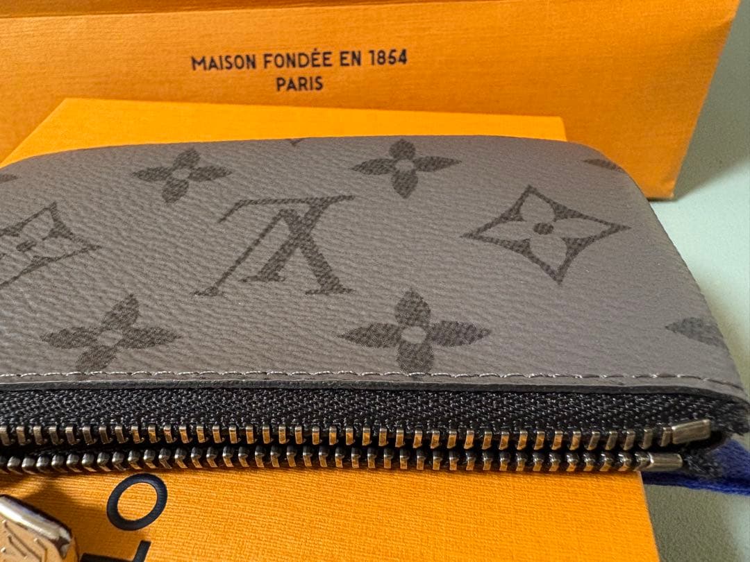 ルイヴィトン モノグラムエクリプス リバースポシェットクレ M80905