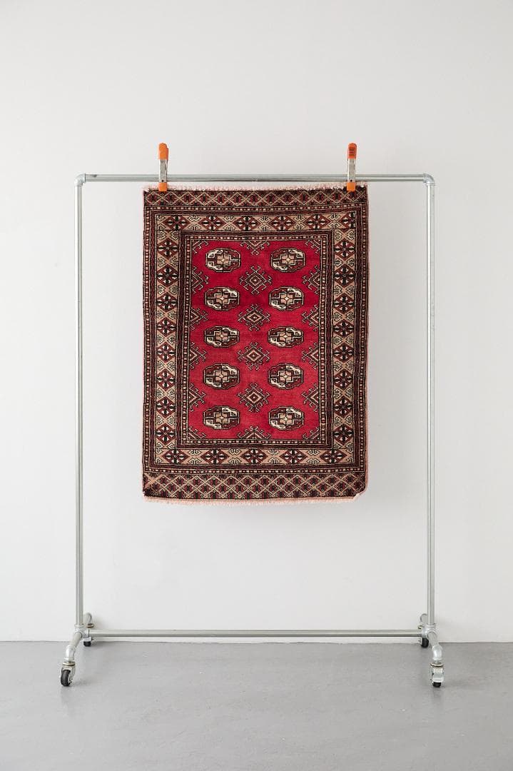 ヴィンテージラグ　トライバルラグ　ラホール産（108×78cm）赤　茶　黒