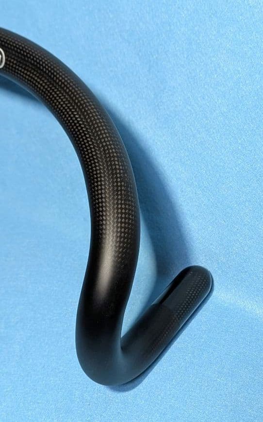 shimano PRO vibe track カーボンハンドルバー 420mm