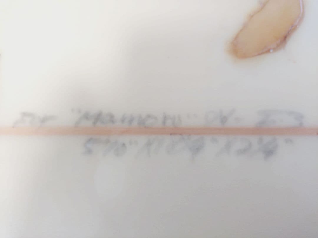 サーフィン　ショートボード 【フィン3枚付き】（送料込み）